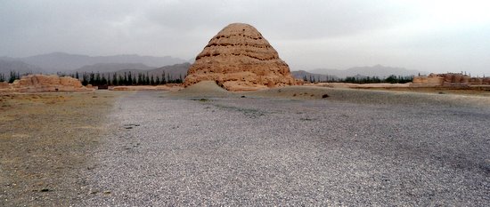 Reality - The Western Xia Tombs in Yinchuan