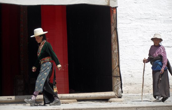Pilgrims in Xiahe