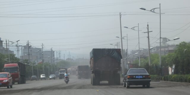 Pollution in China trucks 2