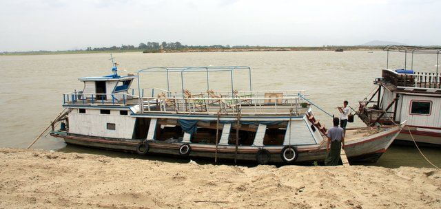 Mingun Boat