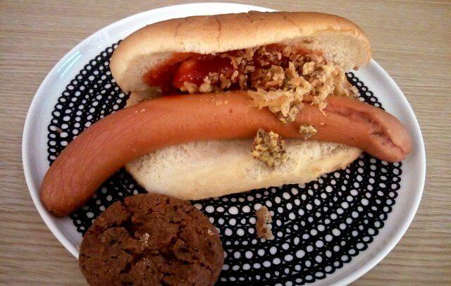 Finnair hotdog