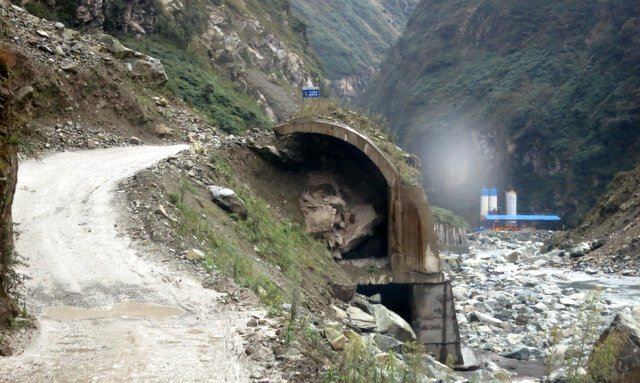 Collapsed tunnel in Sichuan