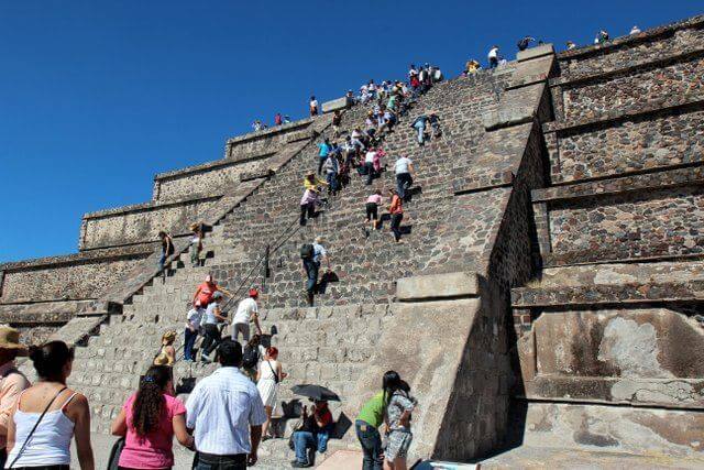 Climbing the Pyramid of the Moon in Teotihuacan