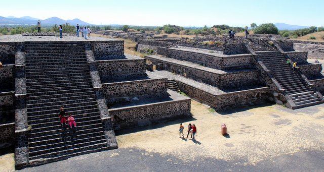 People sitting on Teotihuacan