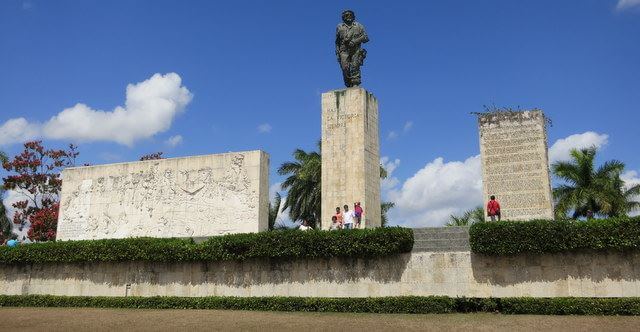 Che Guevara Statue at the memorial in Santa Clara