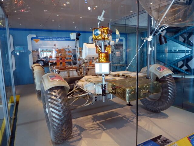 Lunar rover