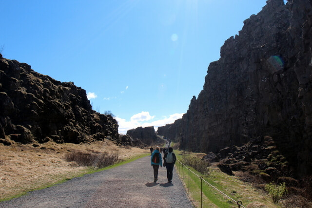 Walking between two continental plates at Thingvellir
