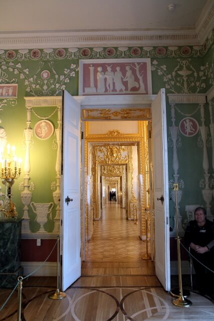 Catherines Palace corridors